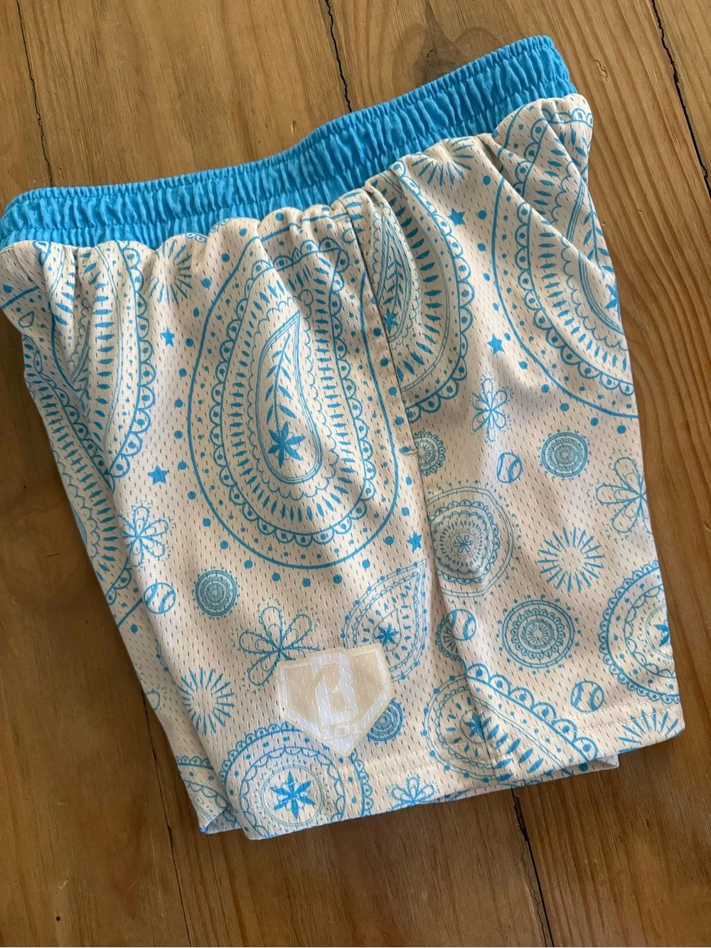 Baseball Lifestyle 101 cream & blue paisley print lined shorts